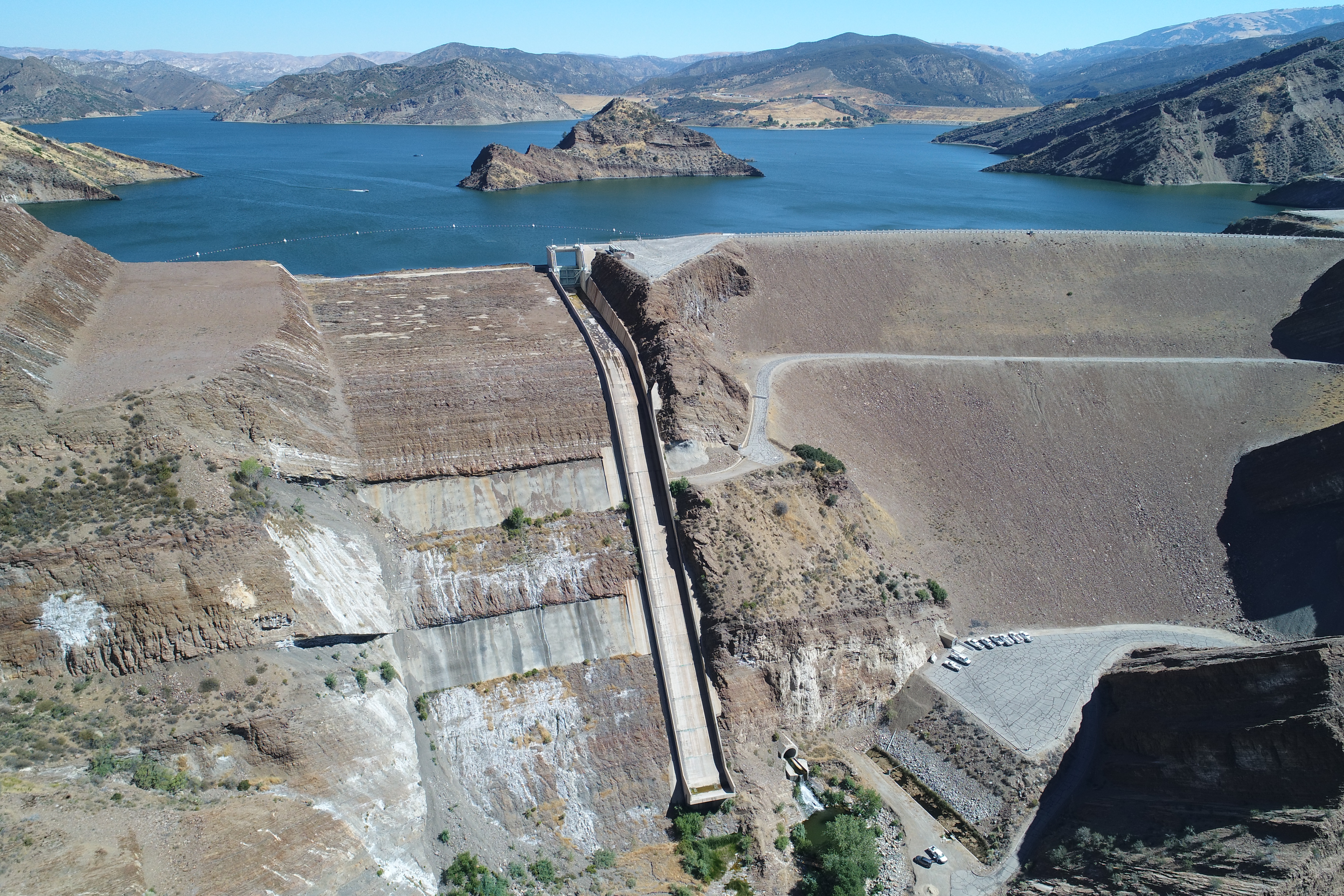 Pyramid Dam Modernization Project Kicks Off: DWR Assesses Spillways This Fall