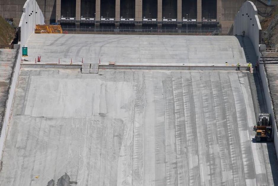 Middle chute of Lake Oroville main spillway on  May 3, 2018