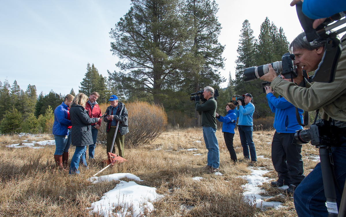 Snow survey on January 3, 2018 in Phillips Station